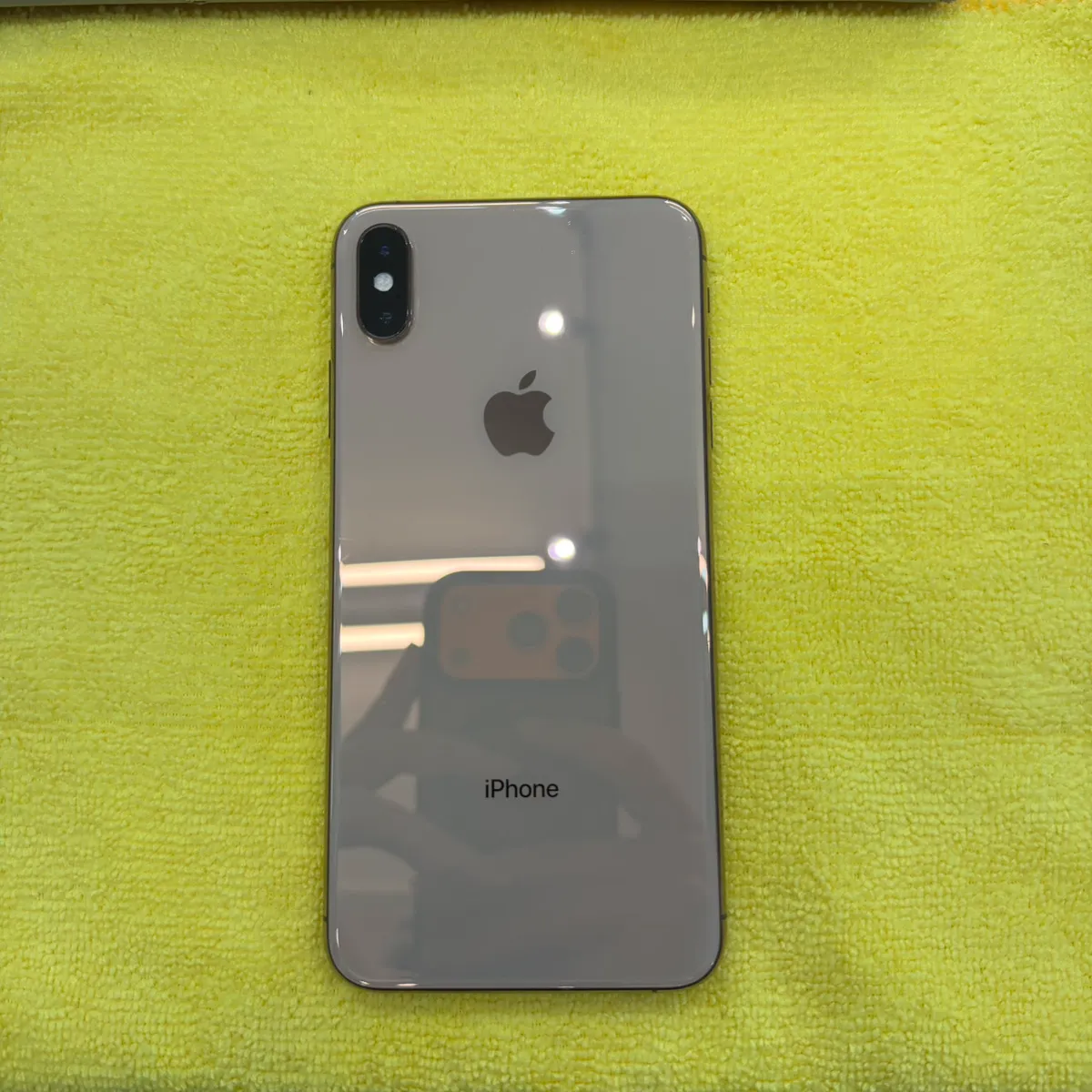 【iPhoneXsMax】買取 256GB | ゴールド　《那覇店》