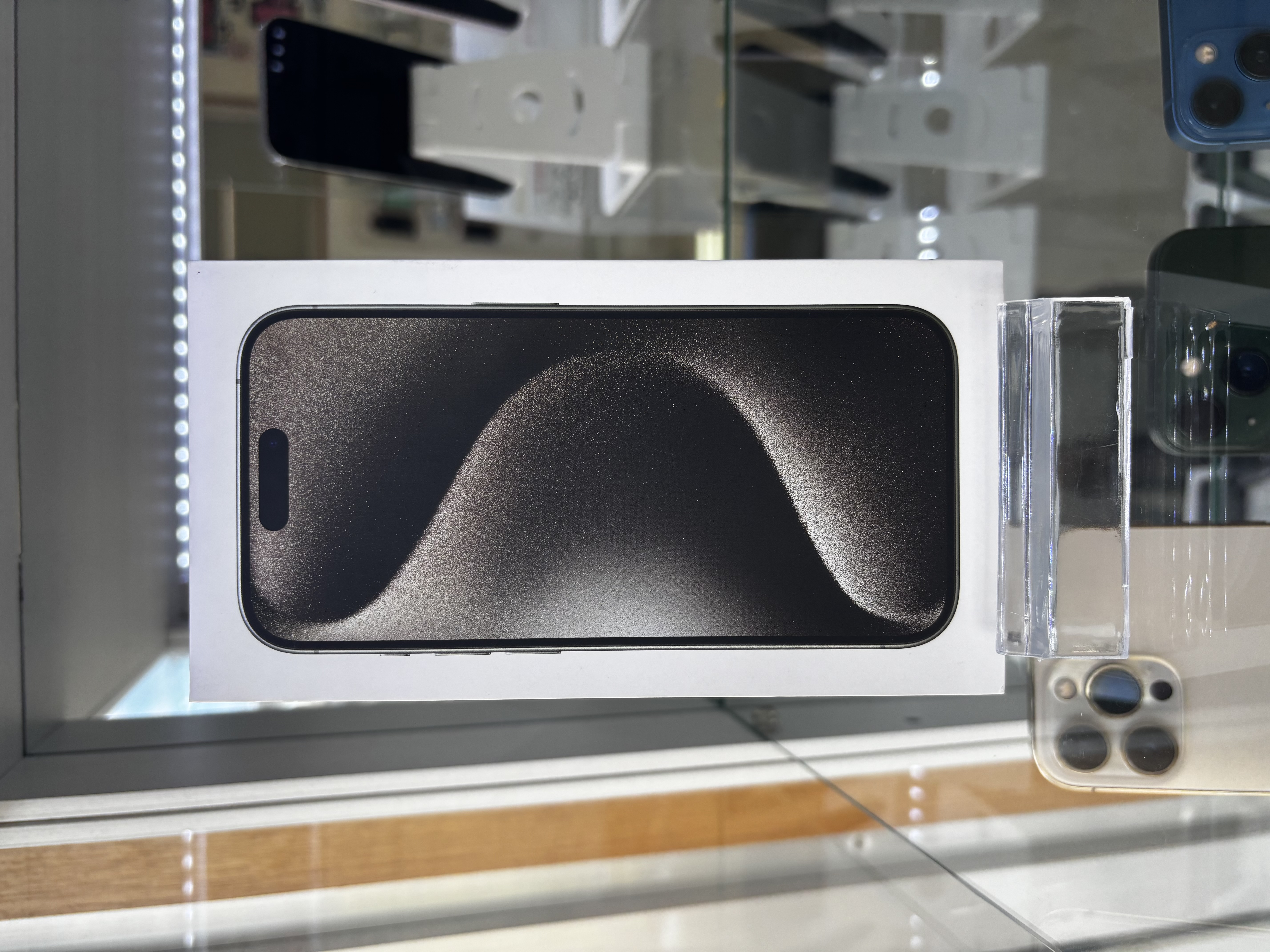 【iPhone15Pro】買取 256GB | ナチュラルチタニウム 《浦添店》