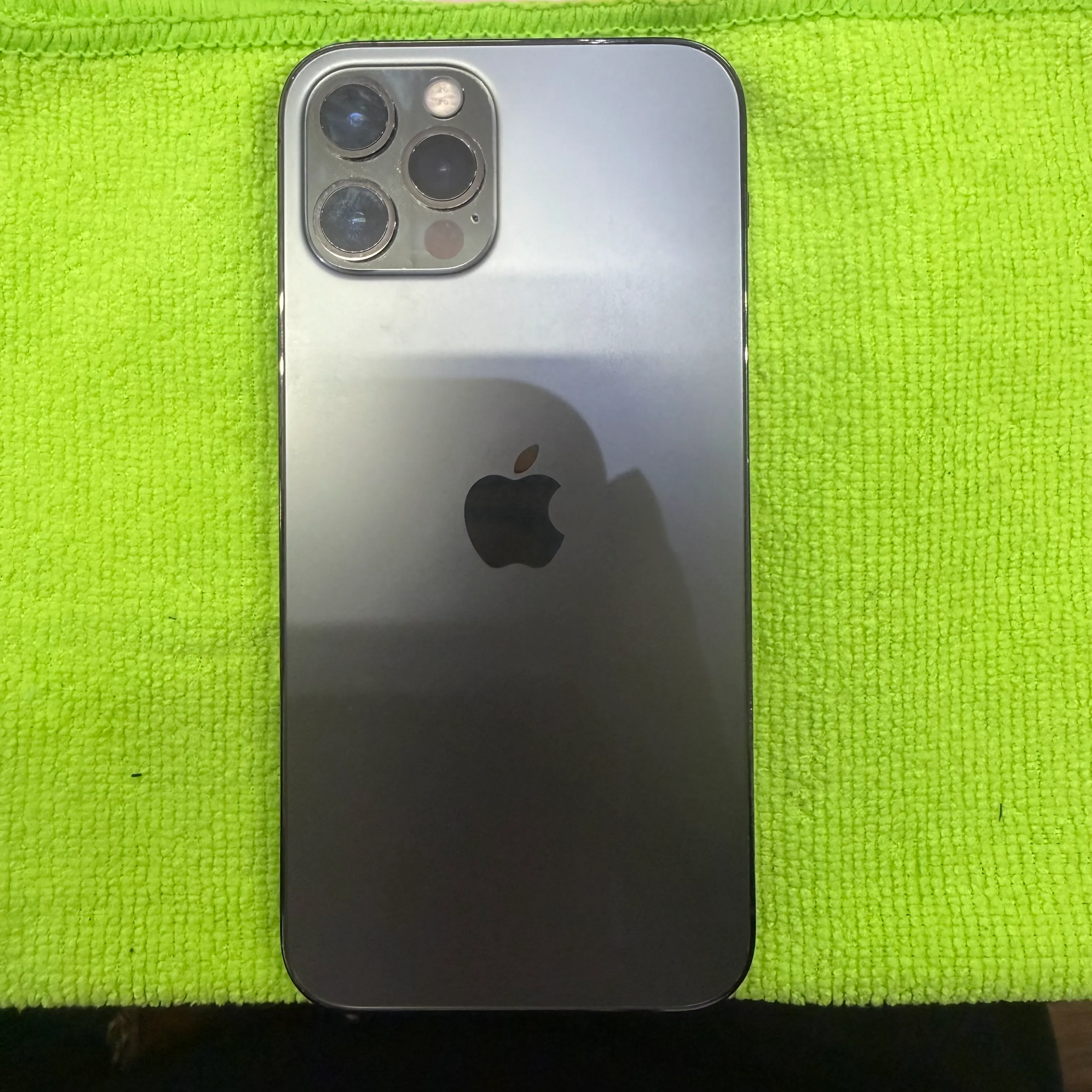 【iPhone12Pro】買取 128GB | グラファイト　《那覇店》