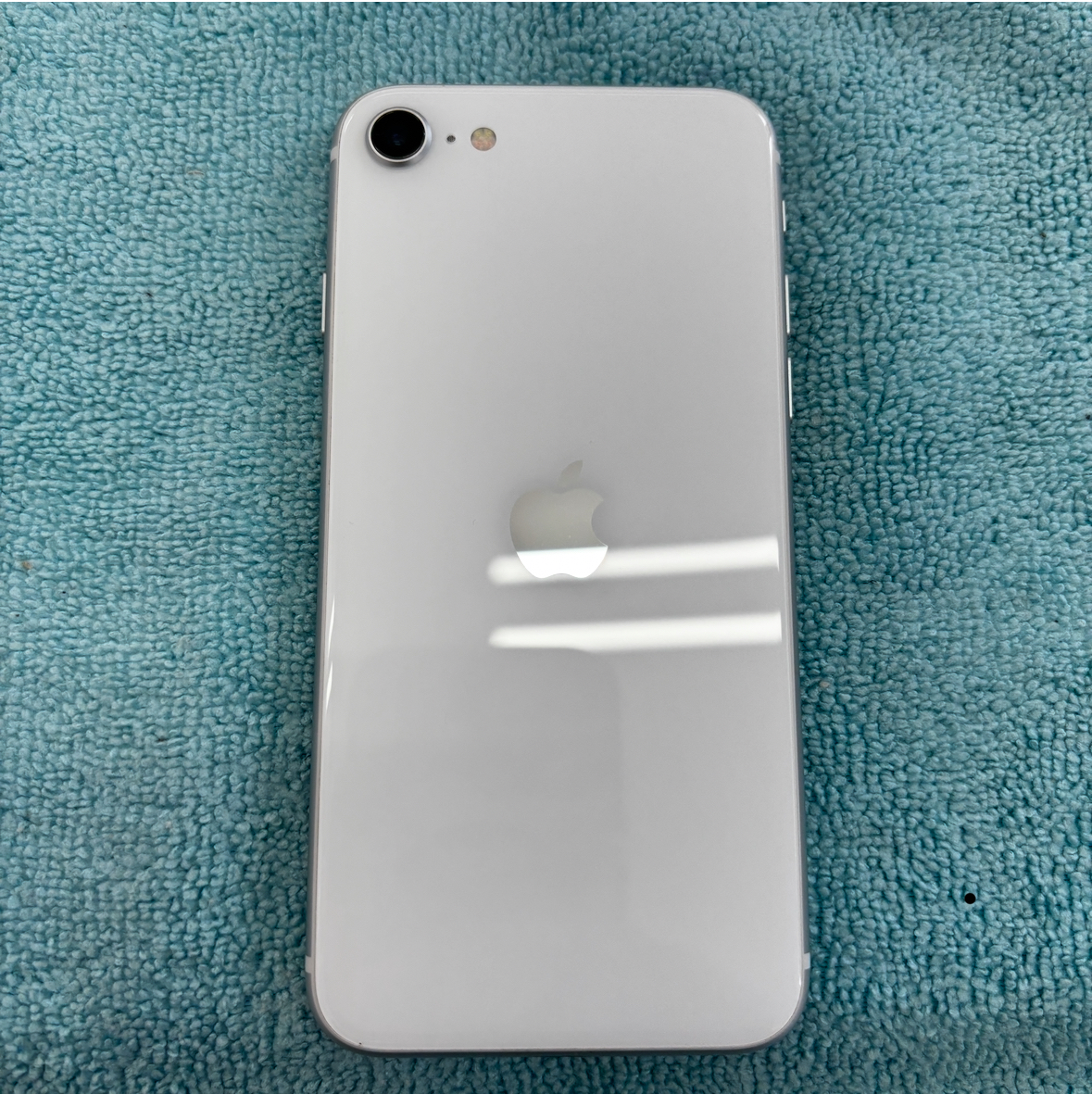 【iPhoneSE2】買取 256GB | ホワイト　《浦添店》