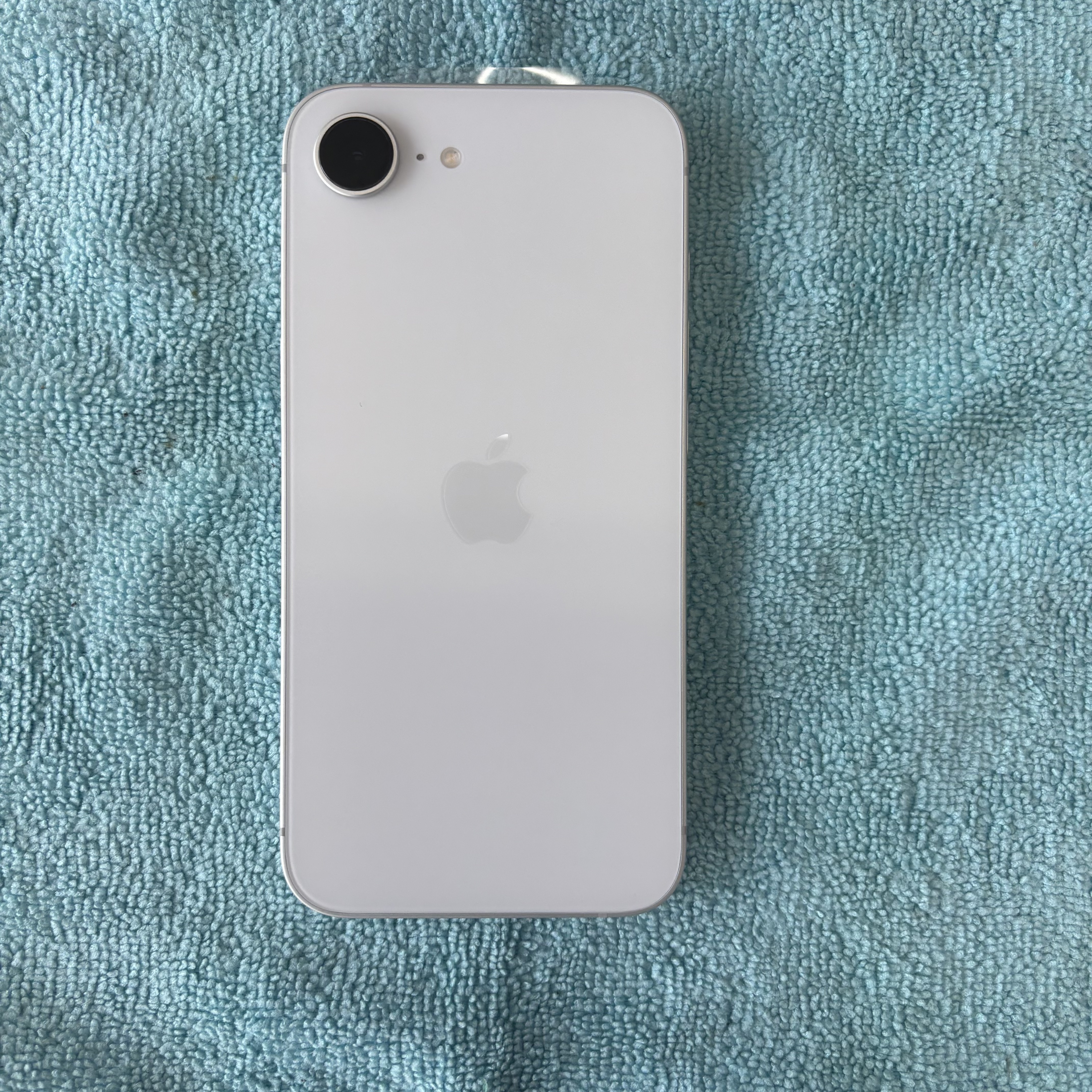 【iPhone 16e】買取 128GB | ホワイト　《那覇店》