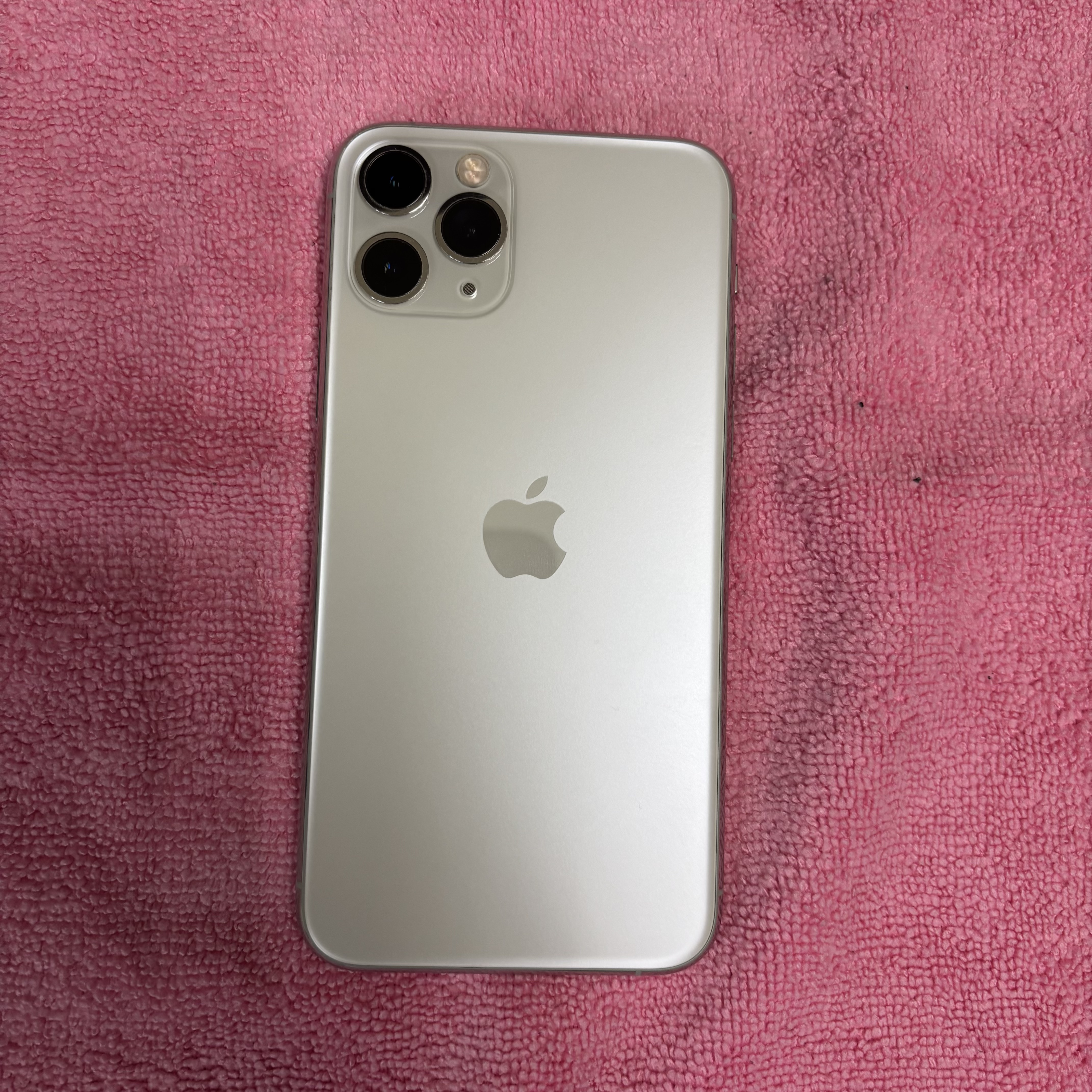 【iPhone11Pro】買取 64GB | ホワイト　《浦添店》