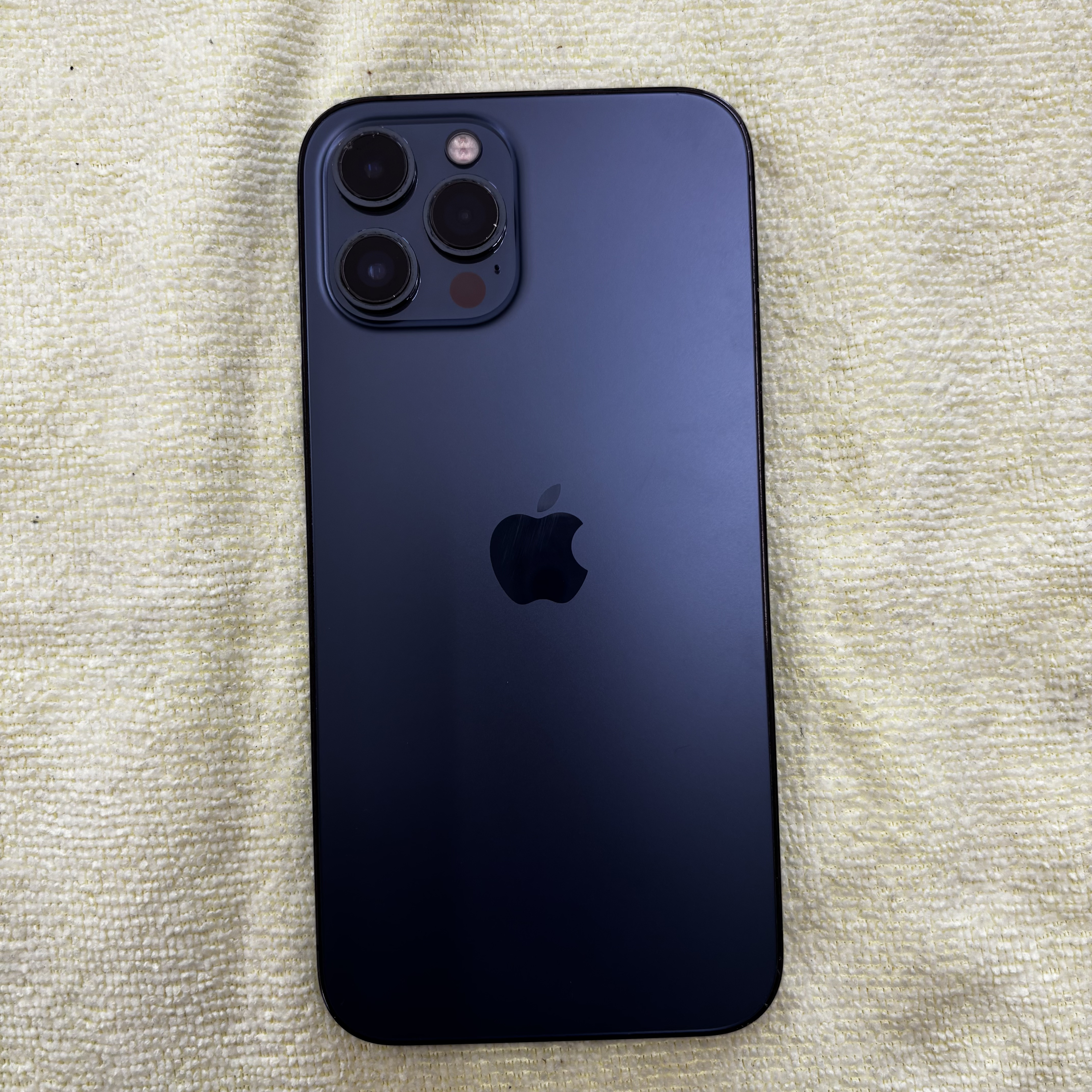 【iPhone12ProMax】買取 256GB | パシフィックブルー 《浦添店》