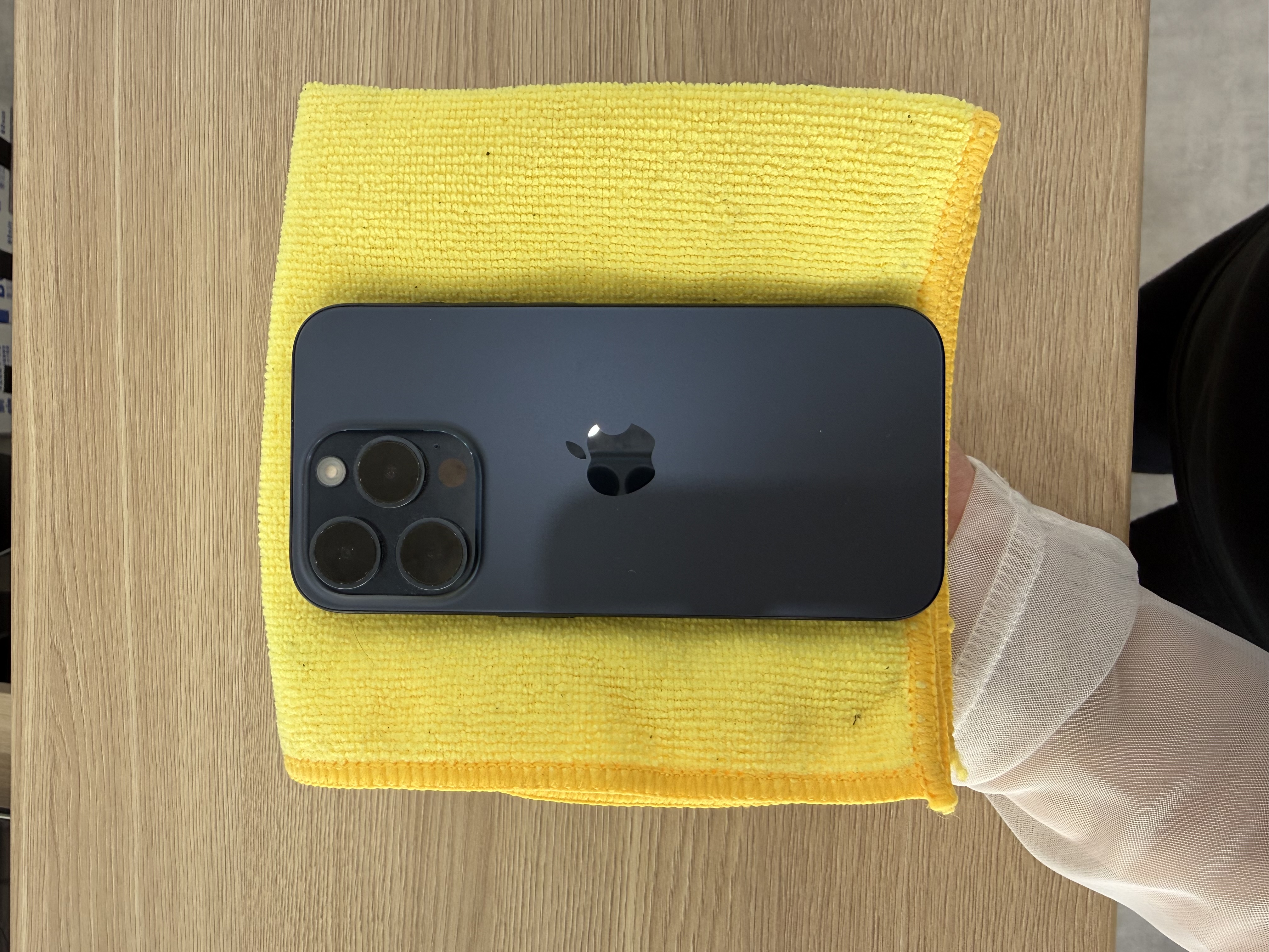 iPhone15Pro1TB買取｜那覇・泉崎