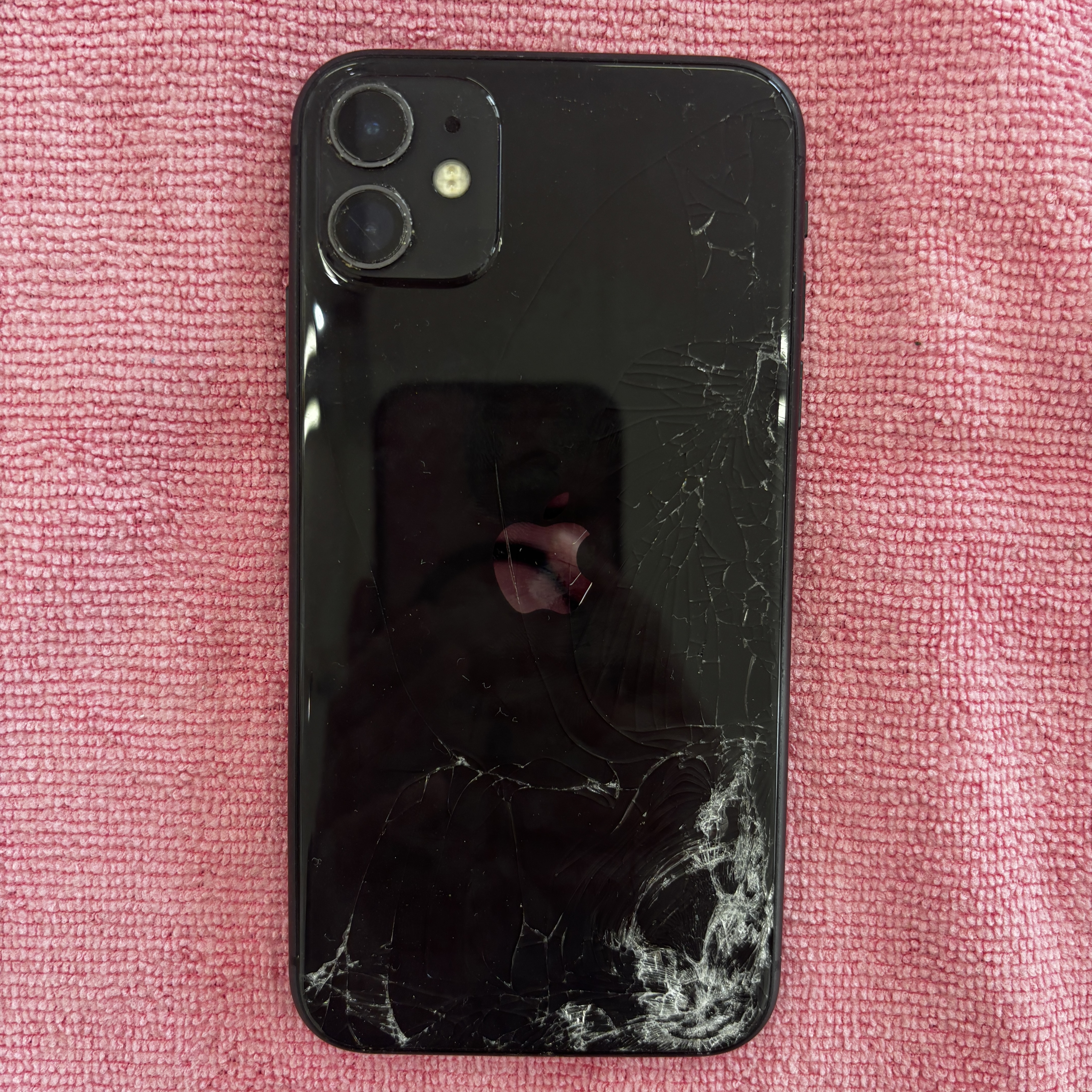 【iPhone11】買取 64GB｜ブラック 《那覇店》
