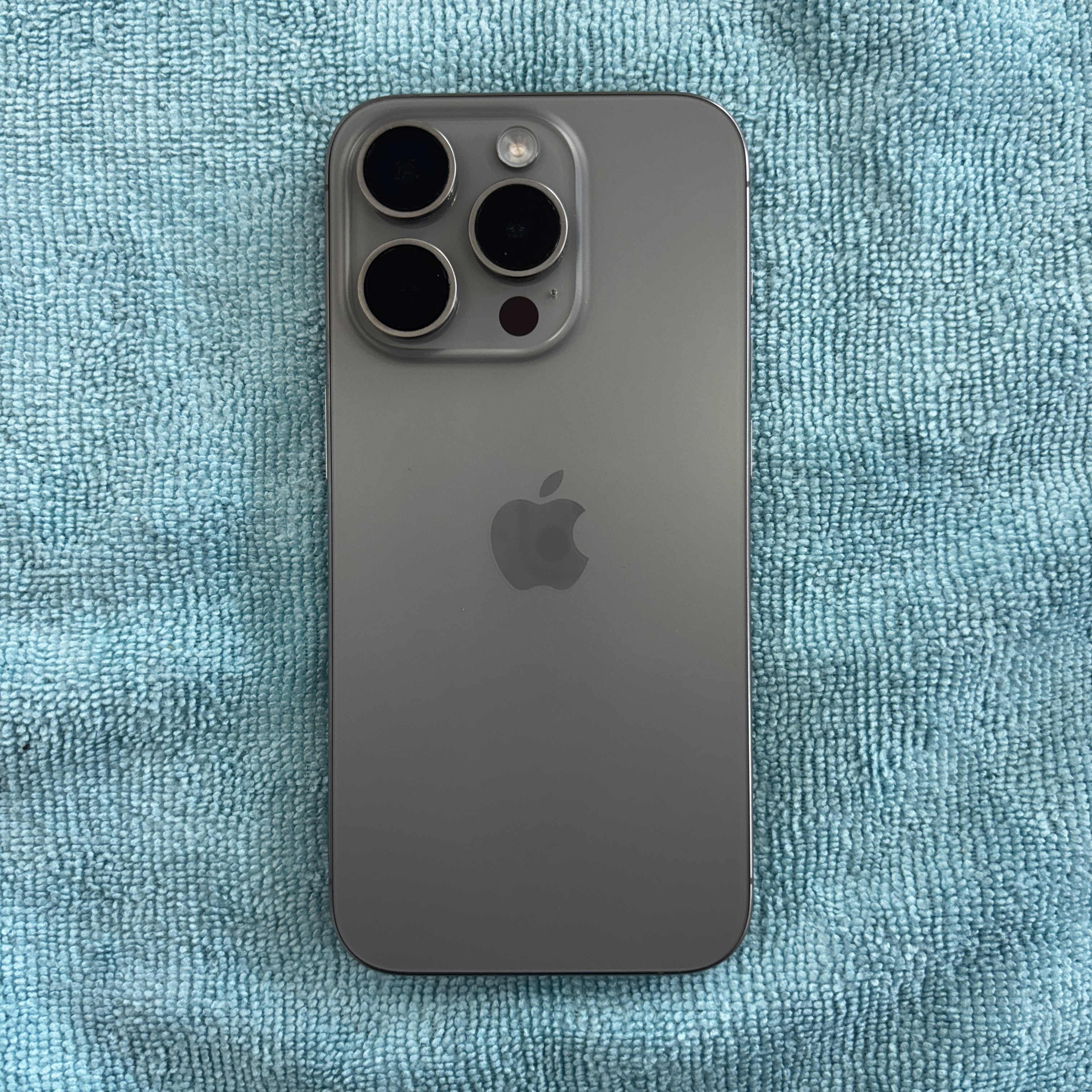 【iPhone16Pro】買取 256GB｜ナチュラルチタニウム 《那覇店》