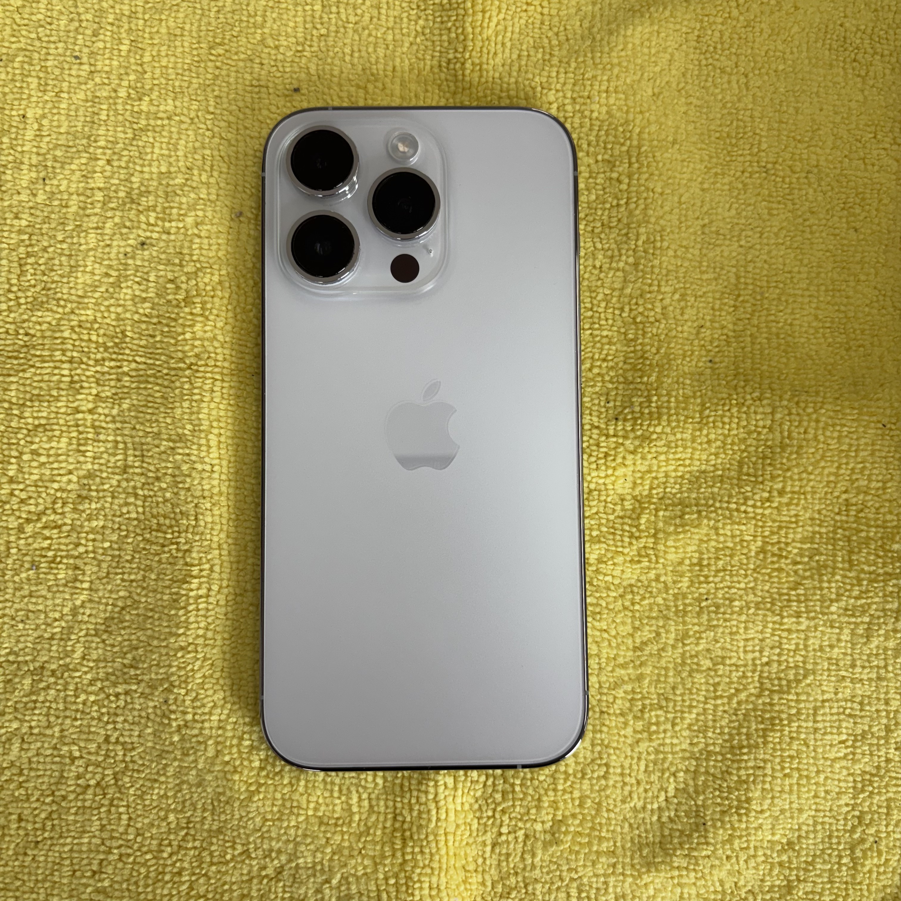 【iPhone 14Pro】買取 256GB | ホワイト　《那覇店》