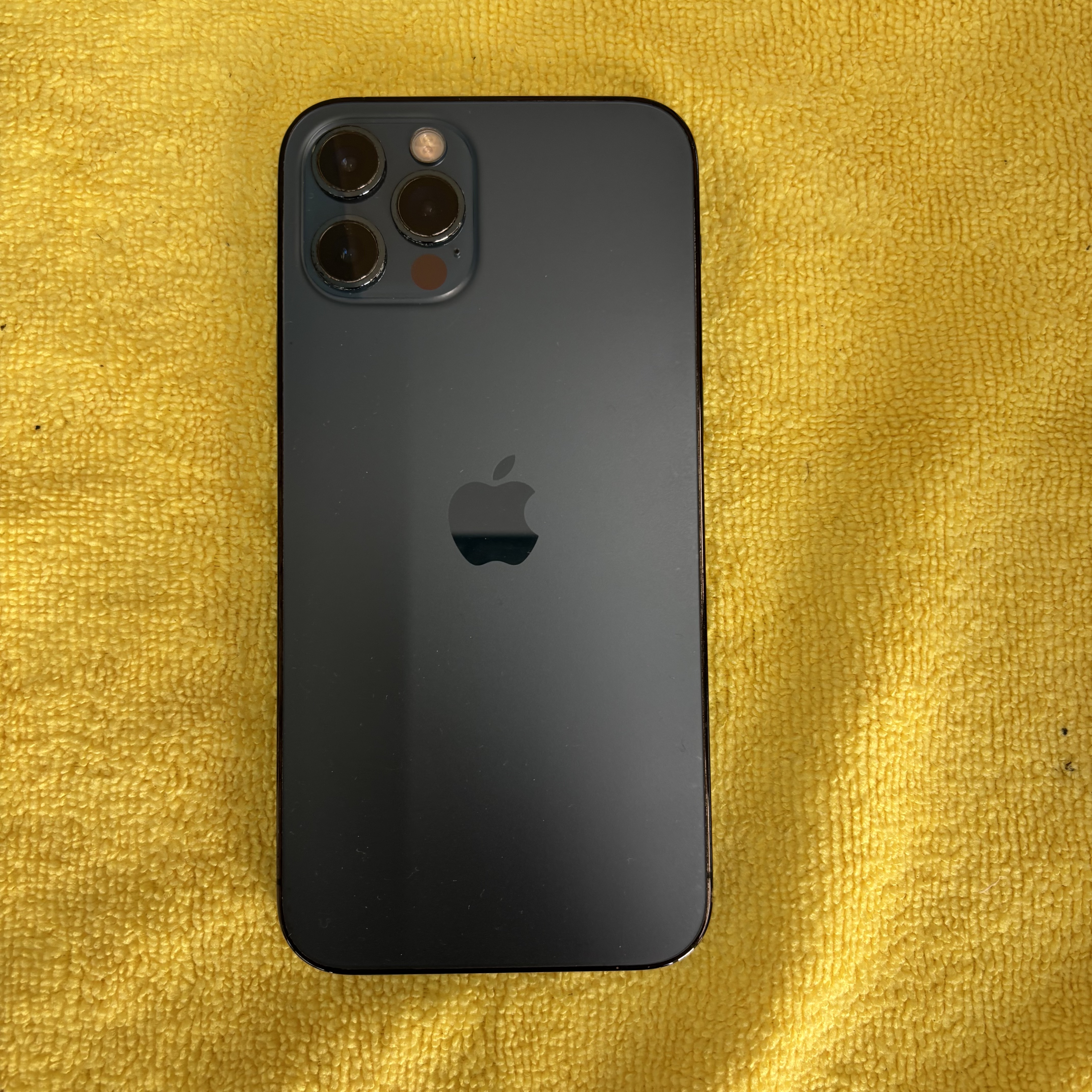 【iPhone12Pro】買取 128GB | ブラック　《浦添店》