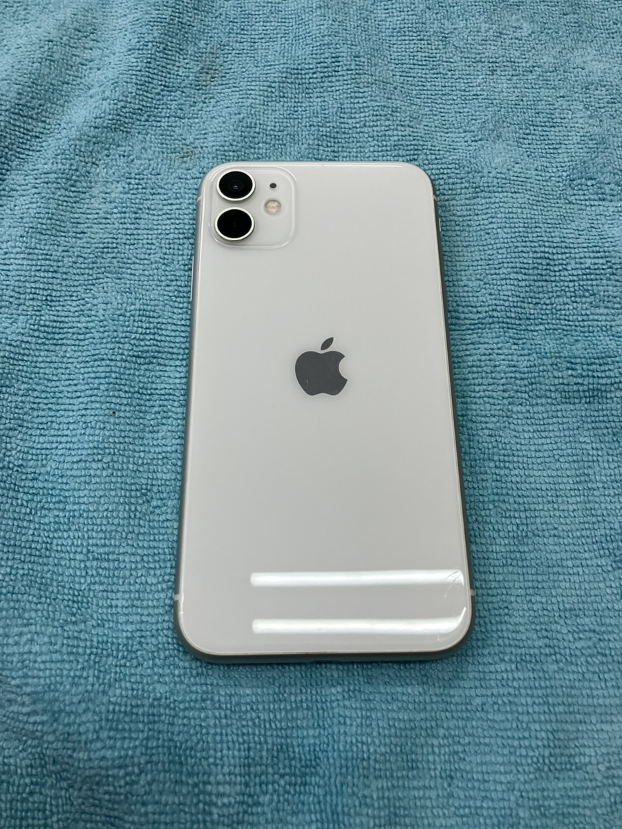 【iPhone11】買取 128GB | ホワイト　《那覇店》