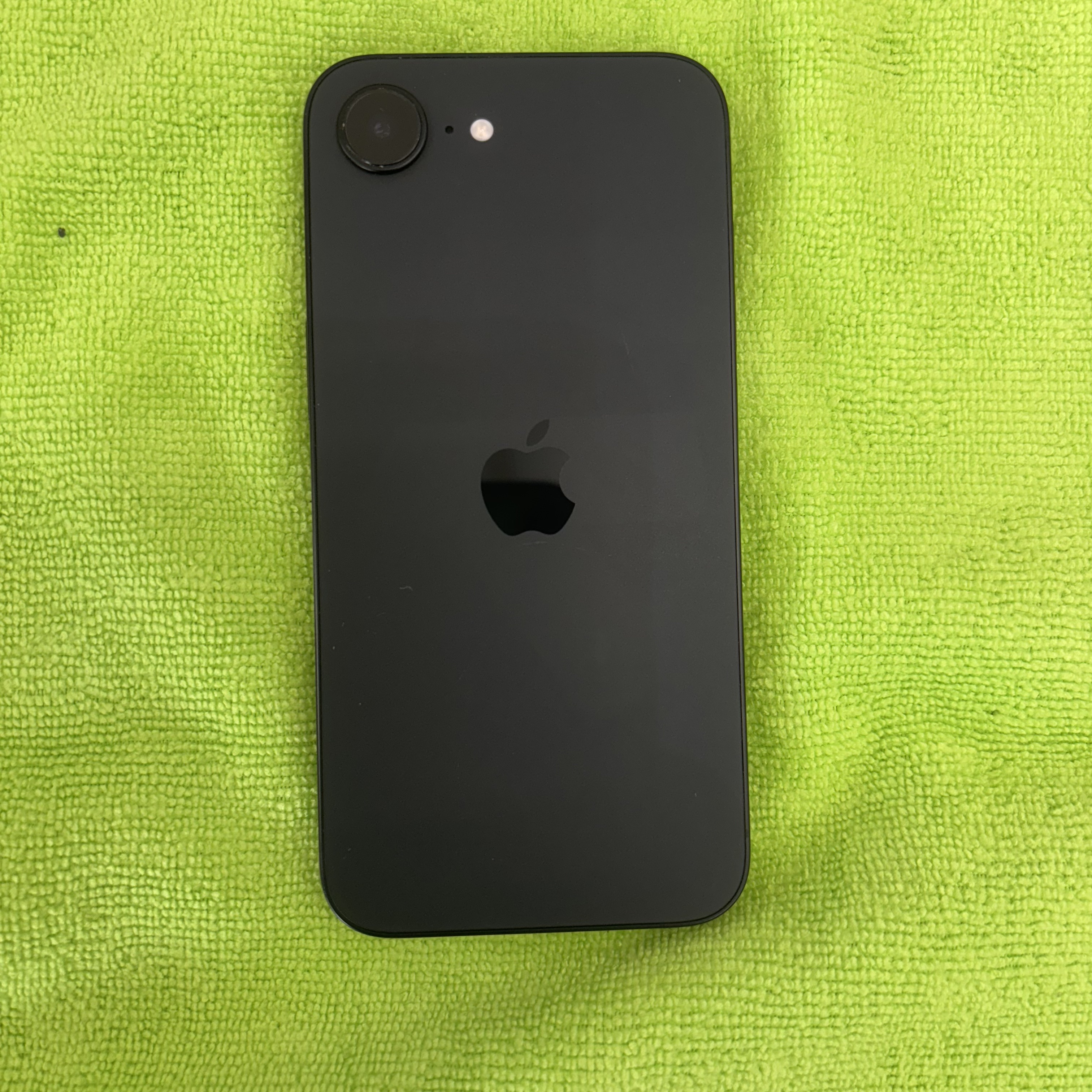 【iPhone 16e】買取 128GB | ブラック　《那覇店》