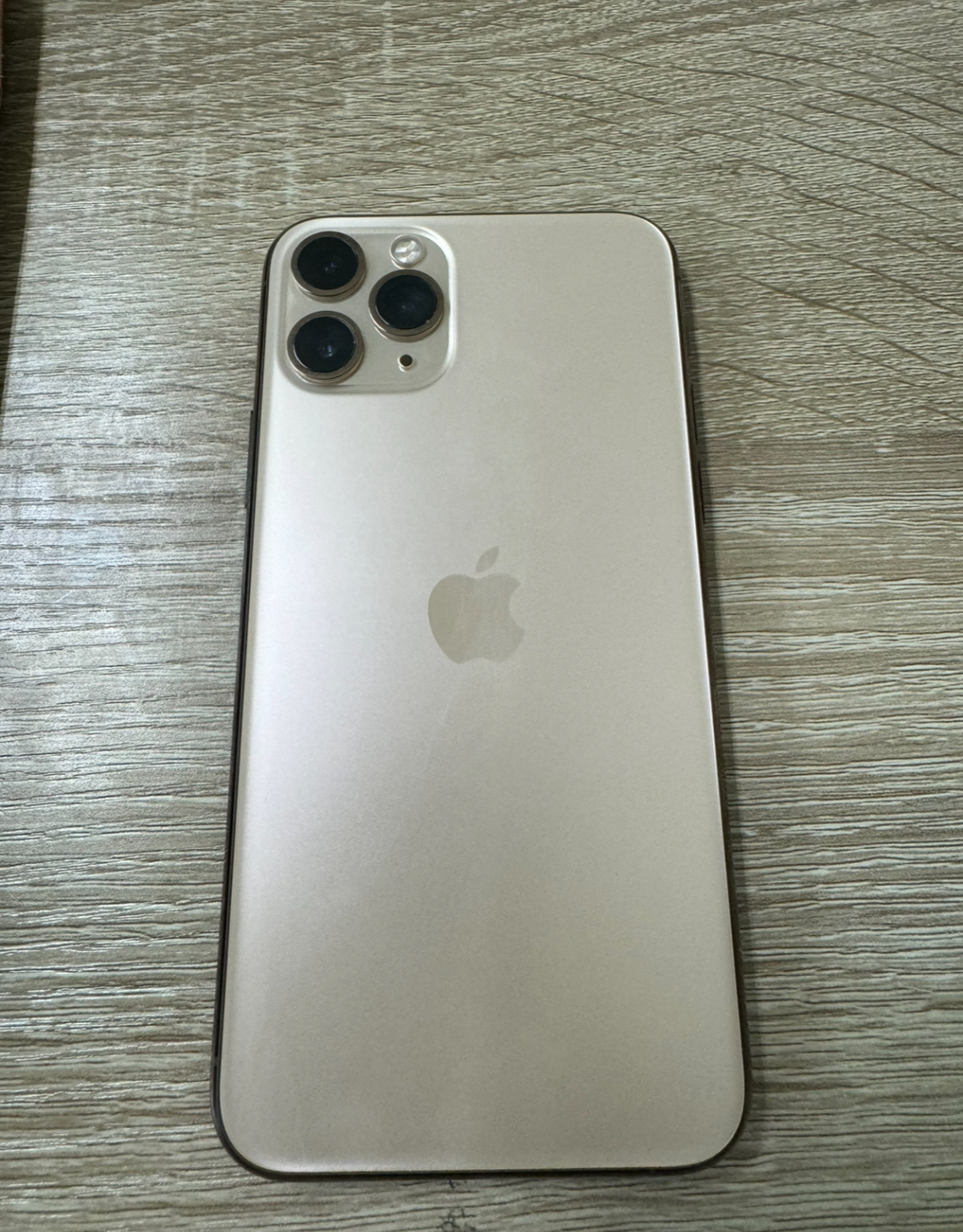 【iPhone11Pro】買取 256GB | ゴールド　《石垣店》