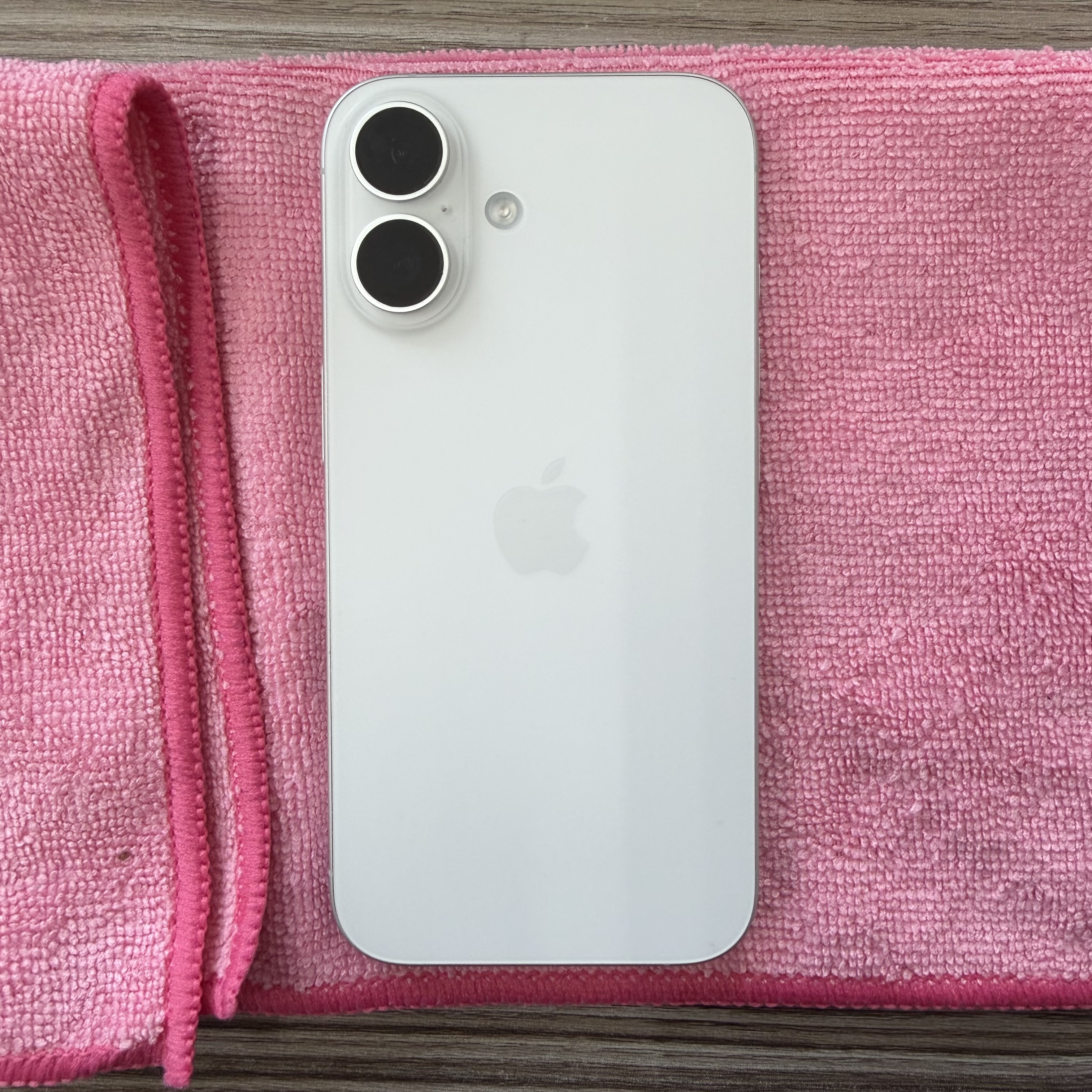 【iPhone16】買取 128GB | ホワイト　《那覇店》