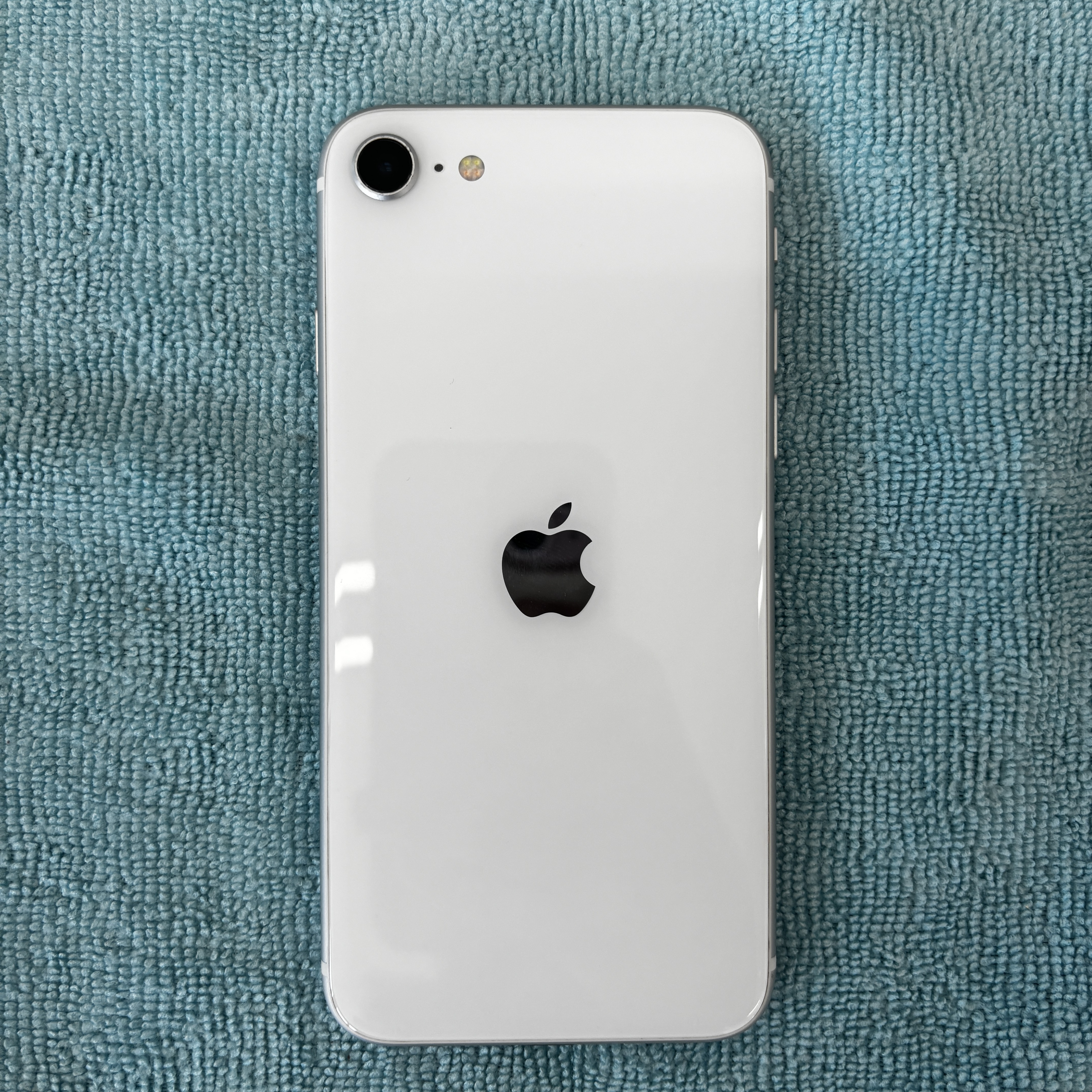 【iPhoneSE3】買取 256GB|スターライト 《那覇店》