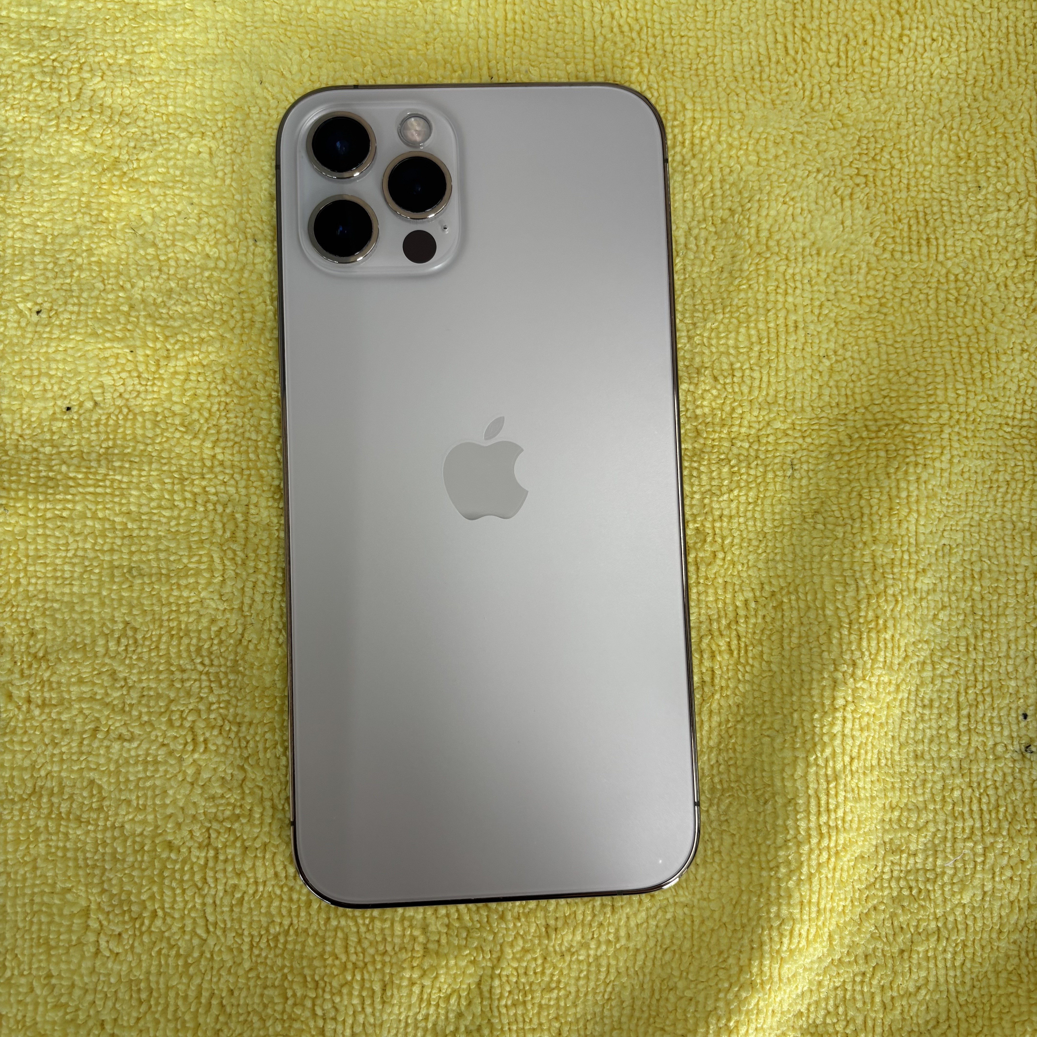 【iPhone11Pro】買取 64GB | ゴールド　《浦添店》