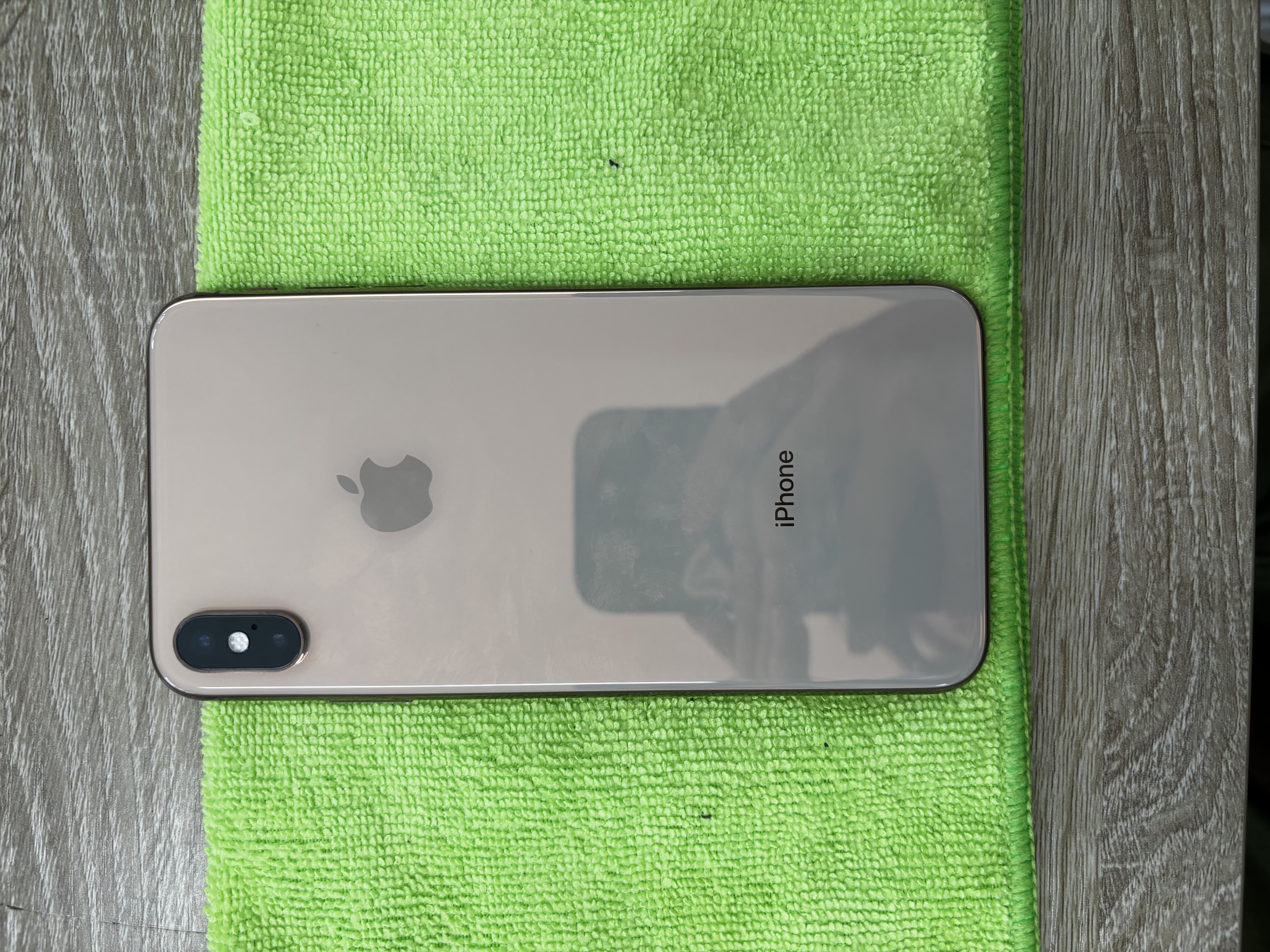 【iPhoneXsMax】買取 64GB | ゴールド　《浦添店》
