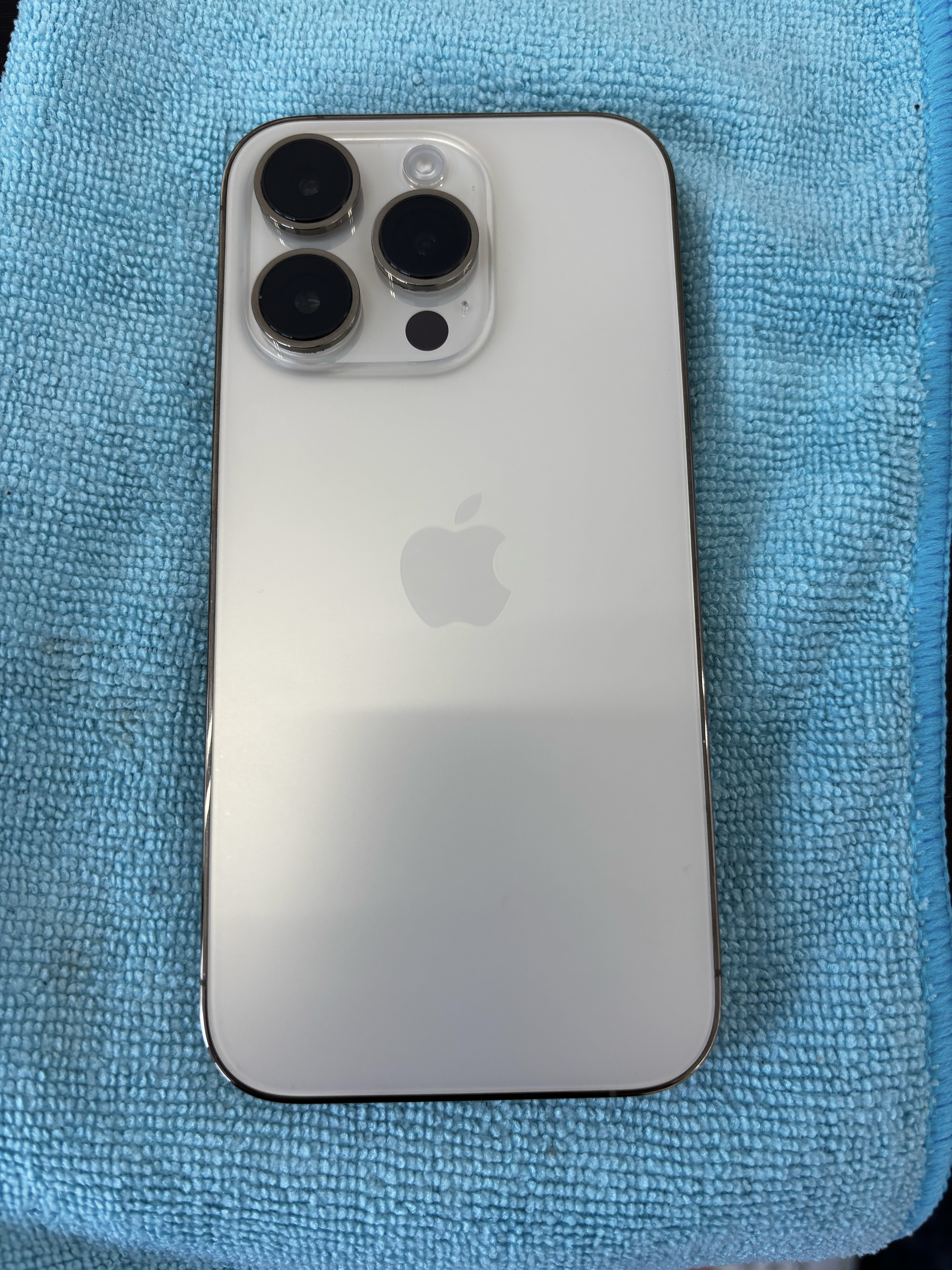 【iPhone15Pro】iPhone15Pro 256GB 買取レポート 【那覇店】