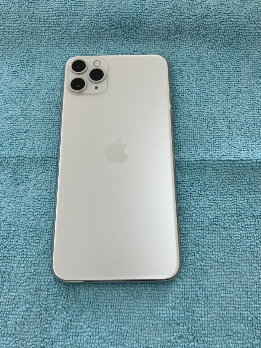 【iPhone11ProMax】買取 256GB | シルバー　《浦添店》